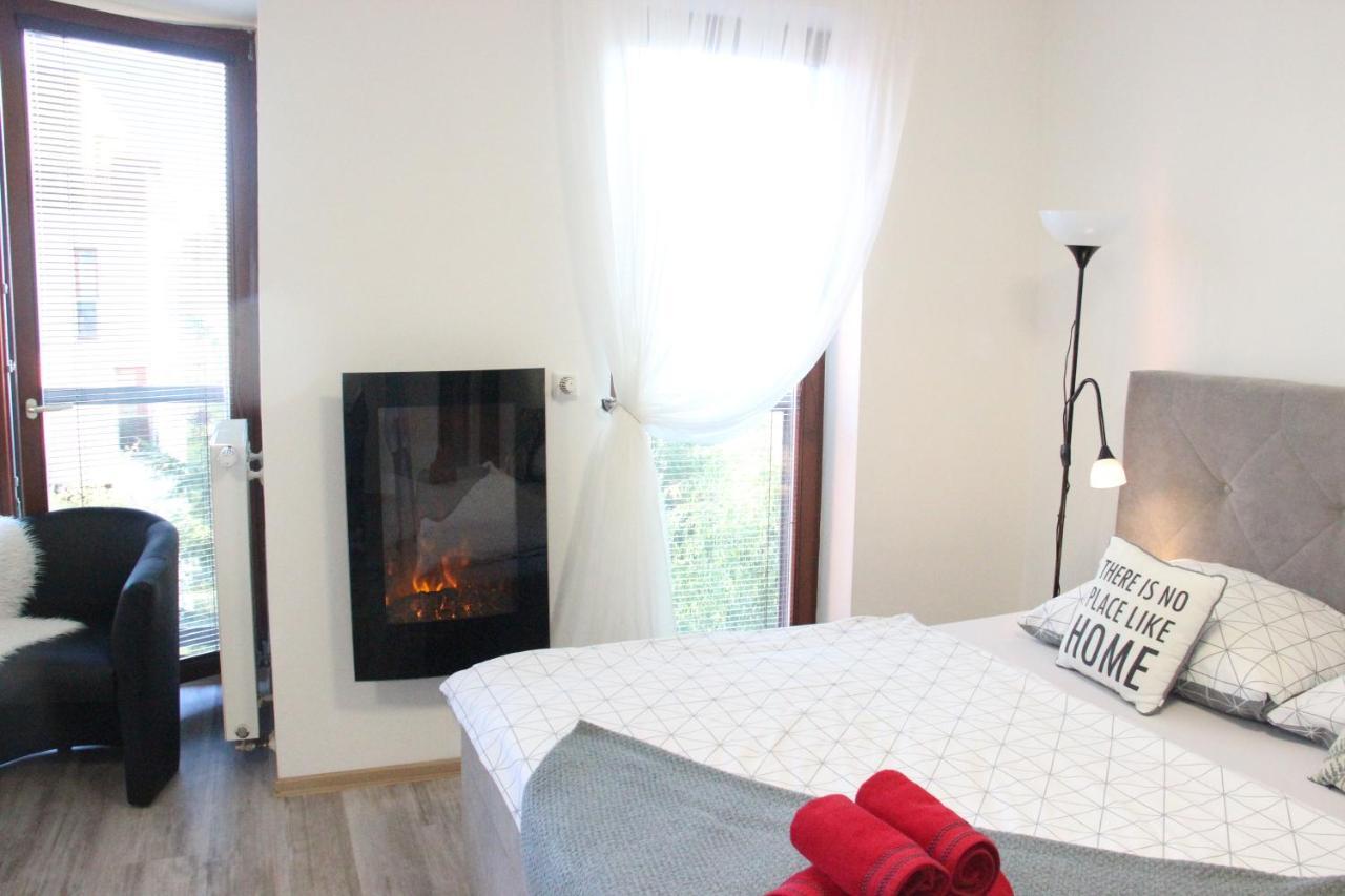 Luxury Studio In The Heart Of Beroun מראה חיצוני תמונה